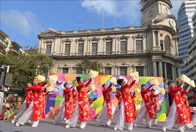  Quảng bá văn hóa Việt Nam tại Lễ diễu hành quốc tế ở Macau (Trung Quốc) 